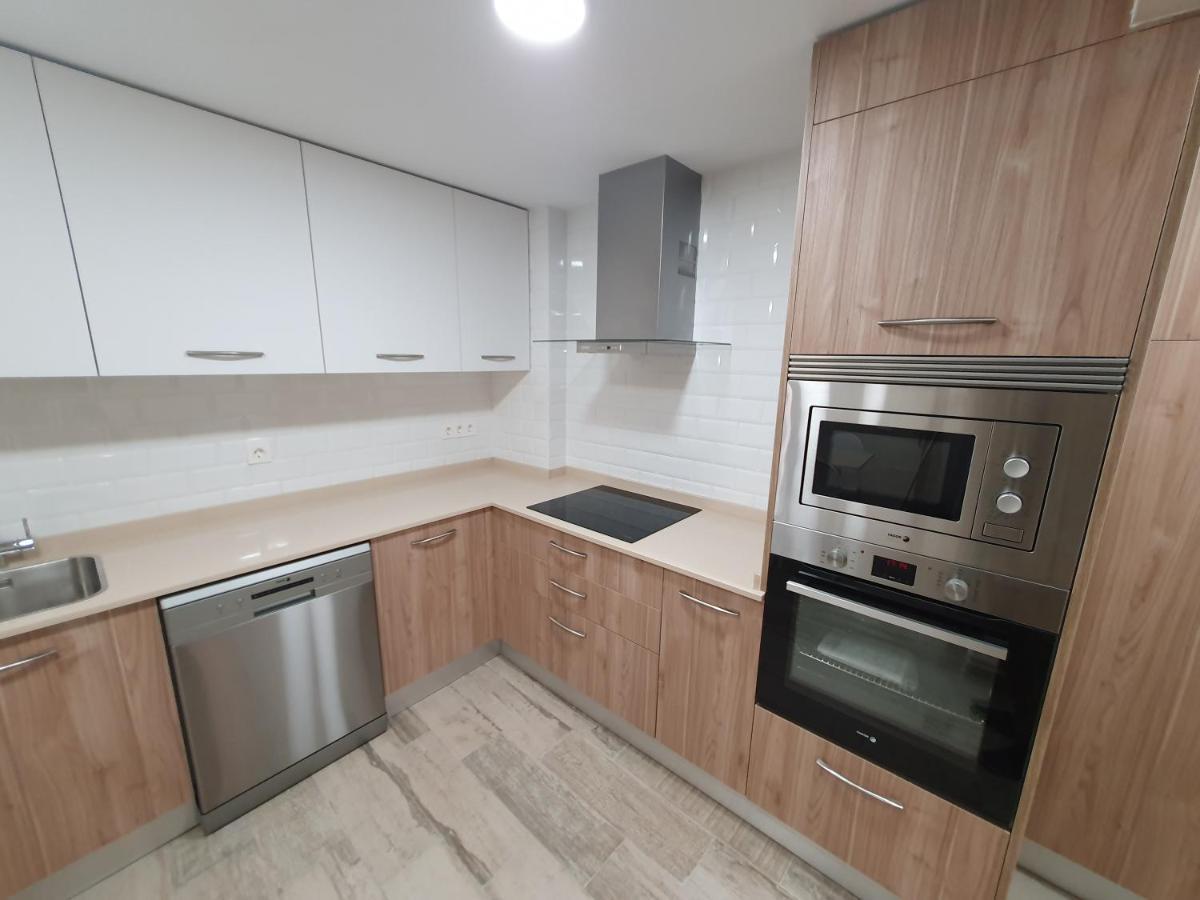 Playa 12 - El lujo de estar en 1ª Línea de playa Apartamento Gijón Exterior foto